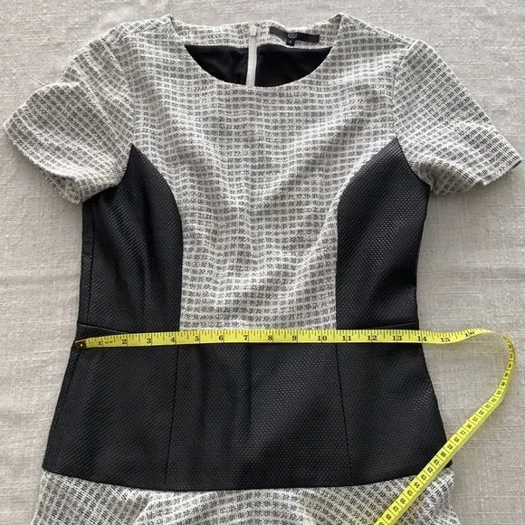 Tibi Faux Leather Panel Fit & Flare Jacquard Mini Dress US 4 Black Grey - Picture 3 of 7